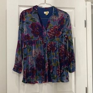 Velvet long sleeve top